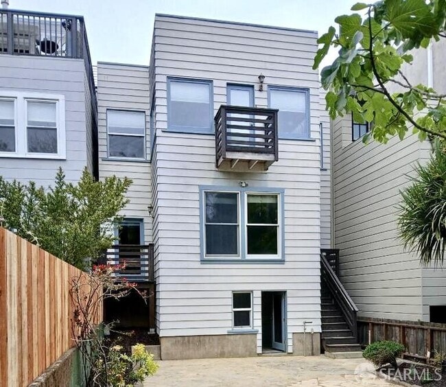 Building Photo - 967 14th St
