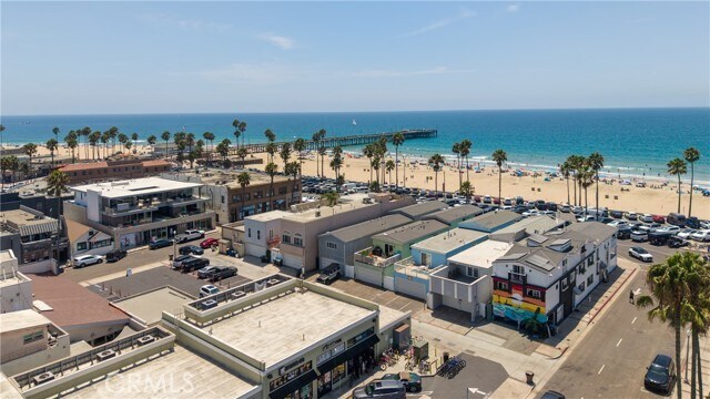 Building Photo - 2214 W Oceanfront