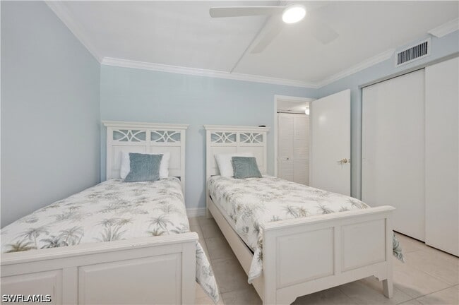 Building Photo - 1083 Forest Lakes Dr