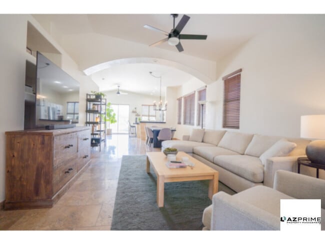 Building Photo - Beautifully Updated 3/2 Cave Creek House!