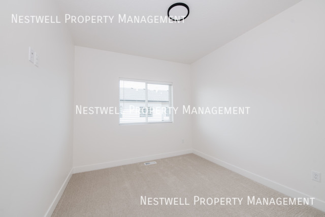 Building Photo - 4321 W 5430 S