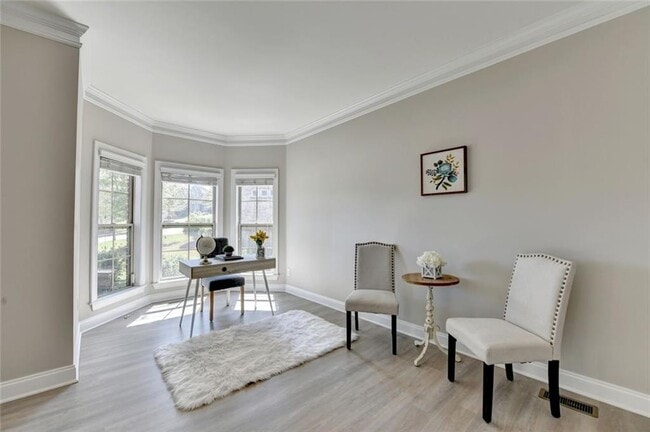 Building Photo - 4805 Shelbourne Dr