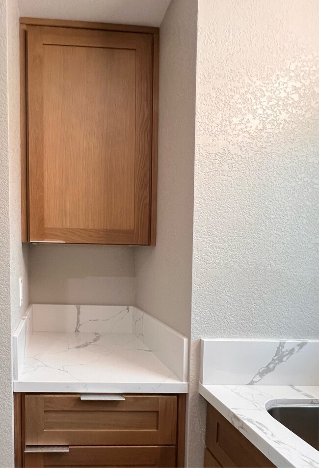 Building Photo - 14335 Norwalk Blvd