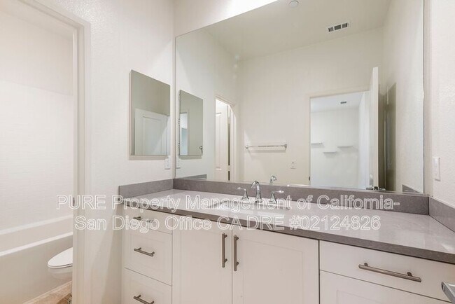 Building Photo - 1181 Via Lucero