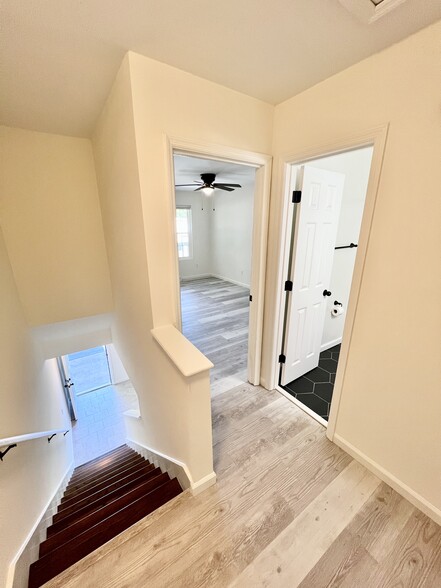 Upper Landing - 272 Fleming Rd