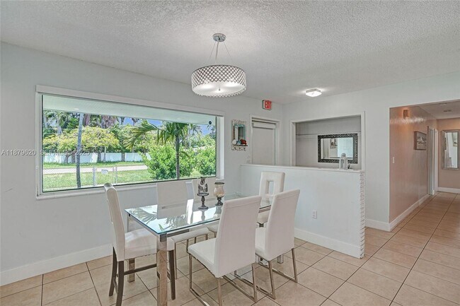 Building Photo - 16000 N Miami Ave