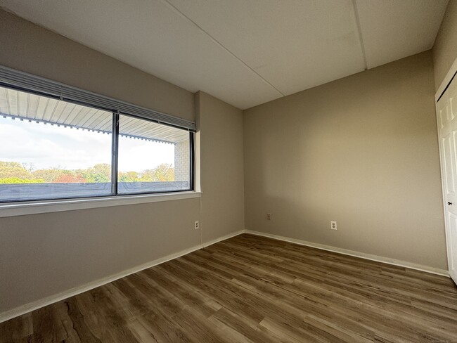 Building Photo - 85 Viscount Dr