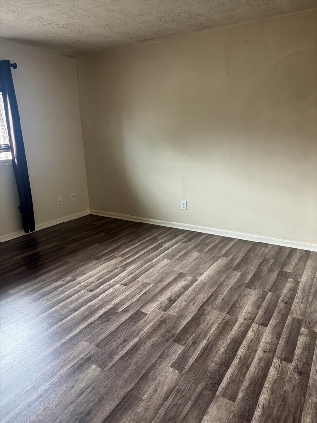 Building Photo - 2310 Pasqua Trail