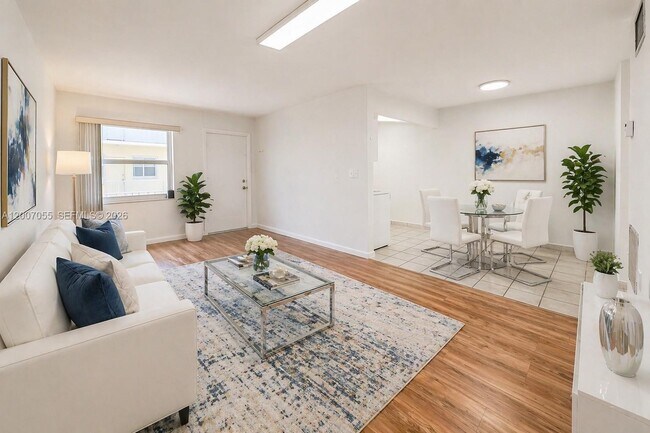 Building Photo - 1747 Rodman St