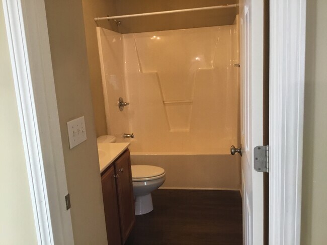 Building Photo - 378 Walden Ridge Ct