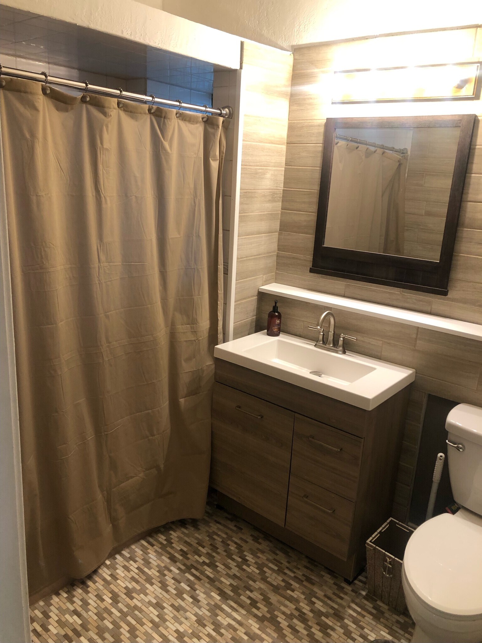 Bathroom - 106 7th St