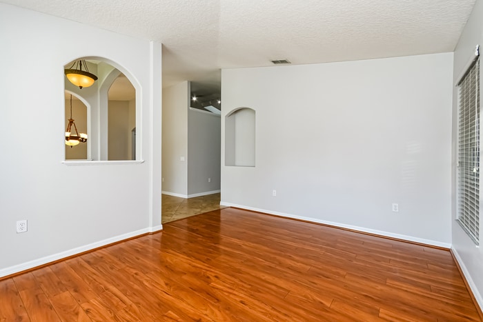 Building Photo - 1012 Heron Ct