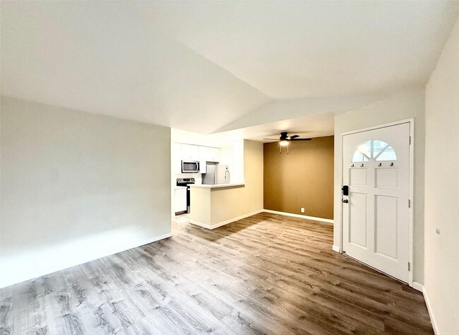 Building Photo - 95-794-794 Wikao St