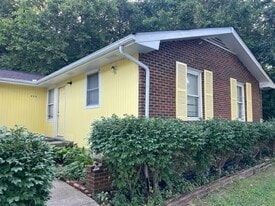 Building Photo - 350 Cross Timbers Dr
