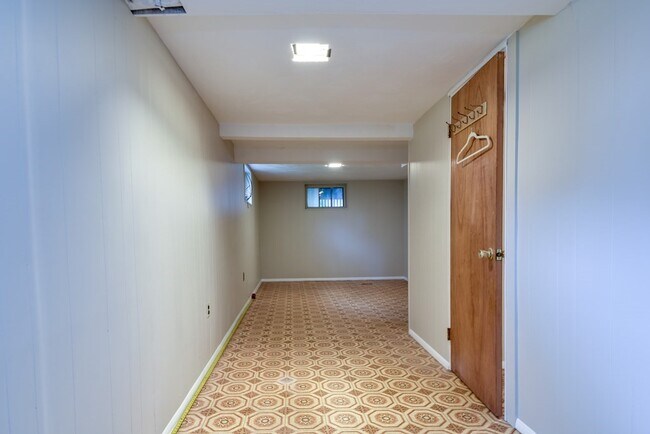 Building Photo - 45 Belvidere Ave