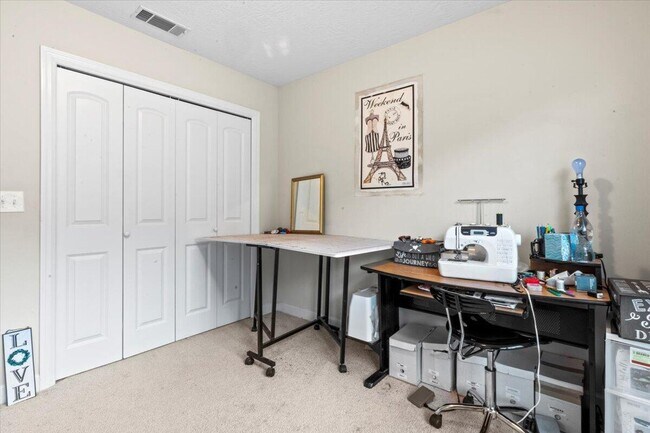 Building Photo - 676 Ventana Dr