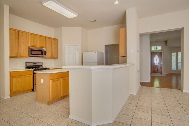 Building Photo - 4439 Hunters Lodge Dr