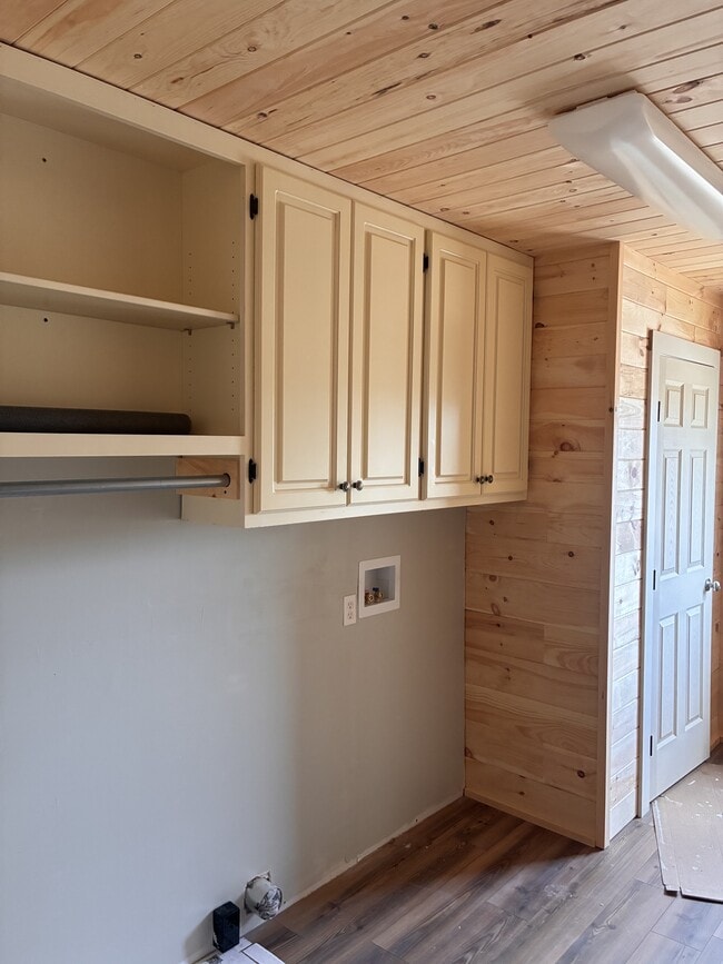 Building Photo - 3552 Douglas-Hyatt Rd