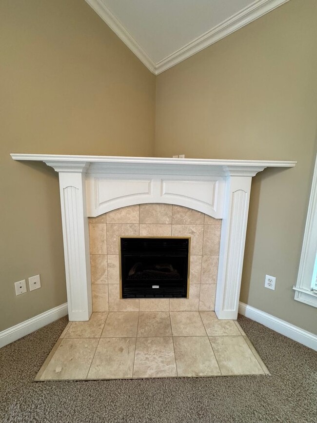 Building Photo - Executive Rental in Pear Alley Condominium...