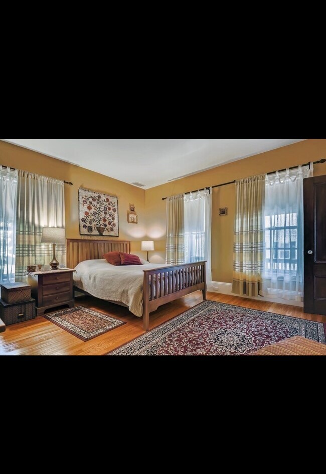 Bedroom - 79 Highland St