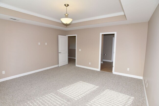 Building Photo - 179 Byron Dr