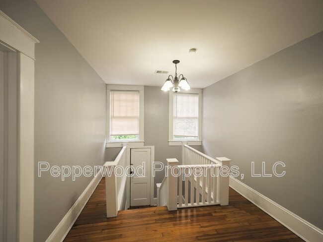 Building Photo - 318 Hydrick St