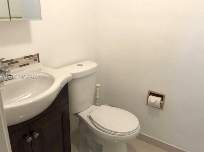 Building Photo - 3089 NE 183rd Ln