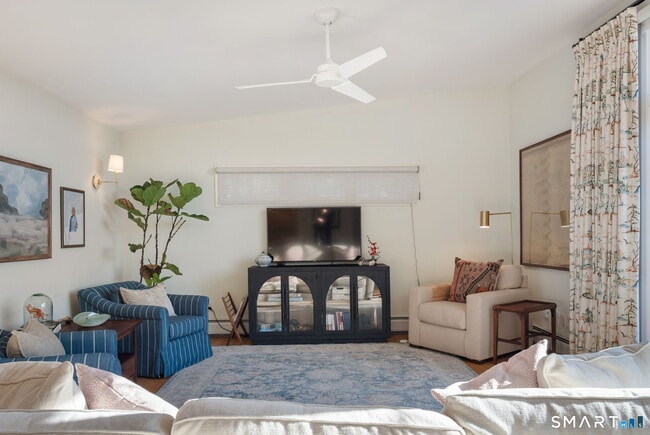 Building Photo - 12 Splitrock Rd