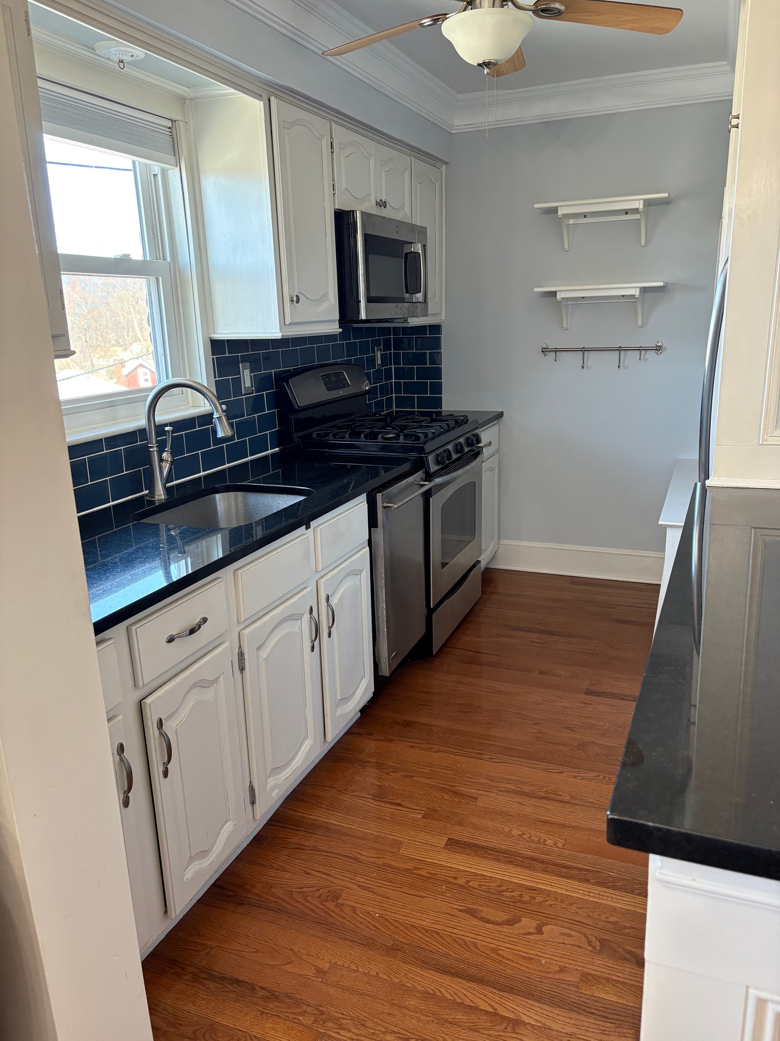 Building Photo - 12 Wedgewood Dr