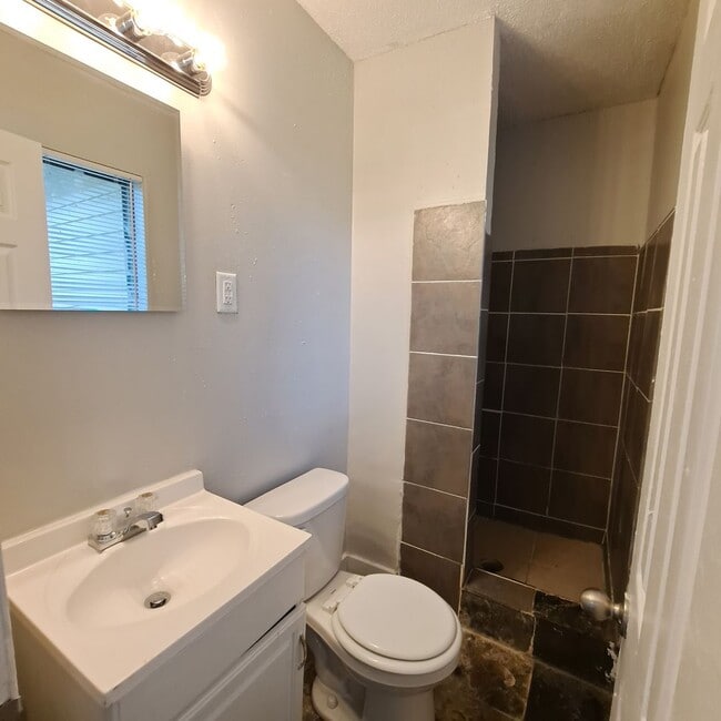 Building Photo - 4328 Arrow Cove