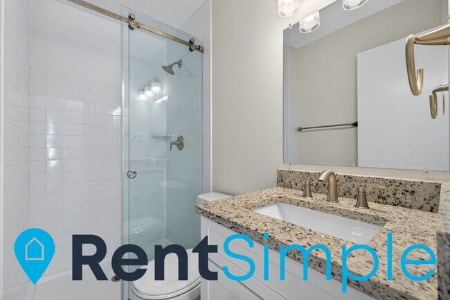 Building Photo - 12035 Stuart Ridge Dr