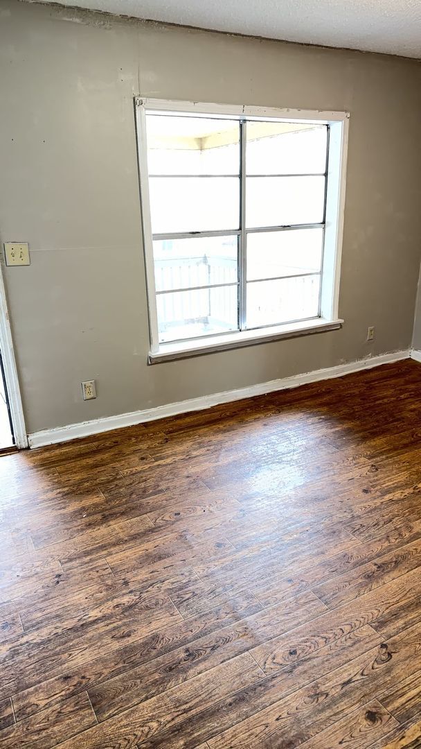 Building Photo - 591 Perdue Place, Greenville