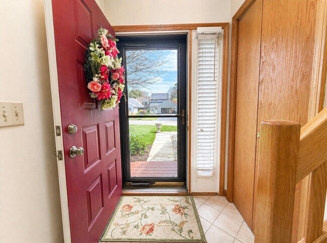 Building Photo - 209 Vivian Ln