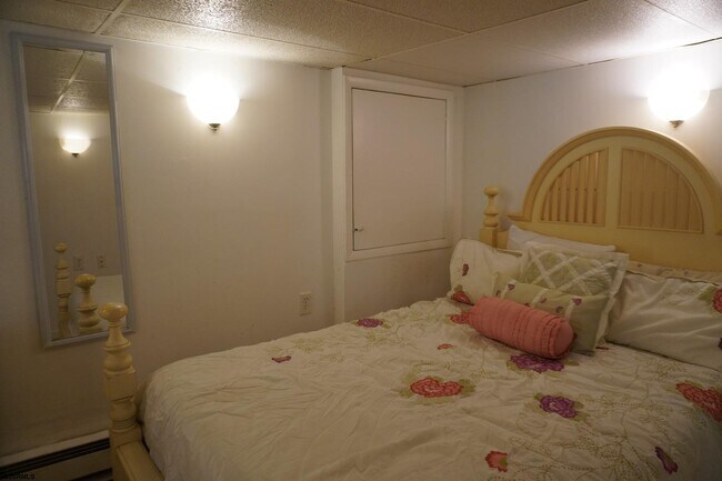 Building Photo - 4703 Ventnor Ave