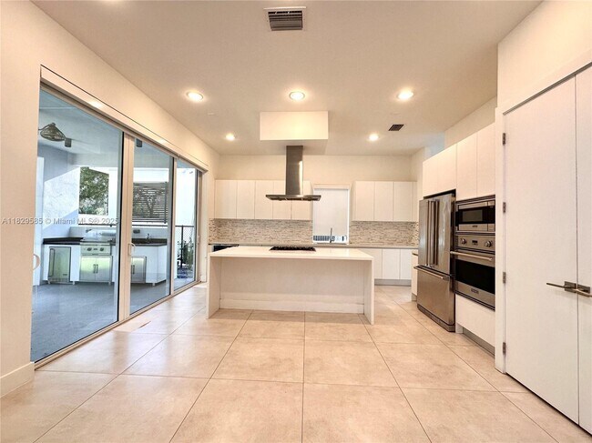 Building Photo - 10258 NW 74th Terrace