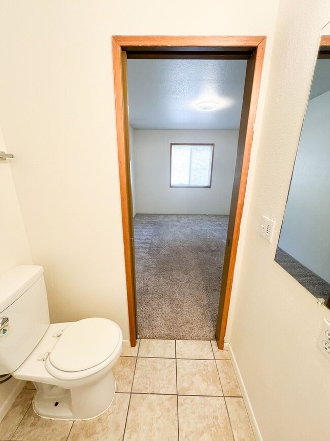 Building Photo - Triplex 5417 - 5421 North Hills Drive