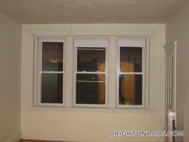 Building Photo - 119 Sutherland Rd