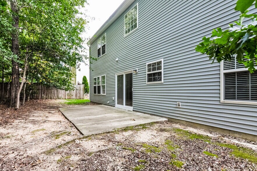 Building Photo - 5609 Enoree Ln