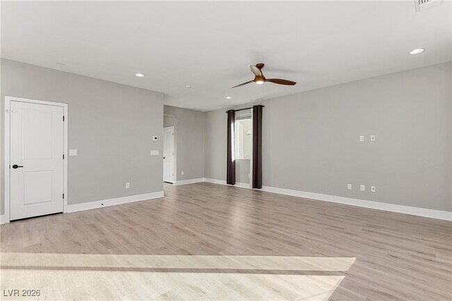 Building Photo - 9929 Fletcher Peak Ave