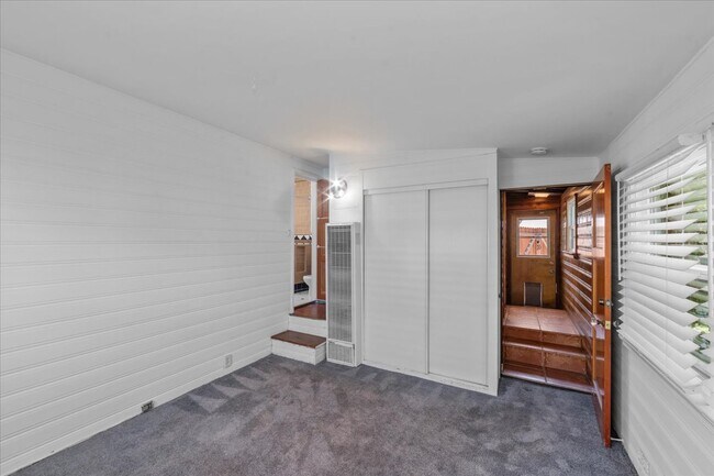 Building Photo - 9059 Carson St