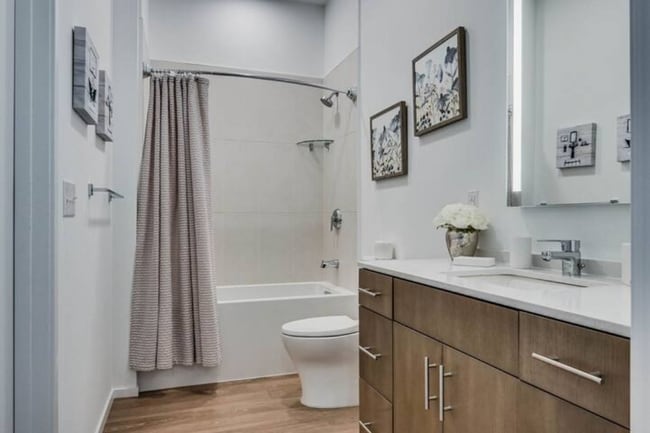 Building Photo - 920 South St