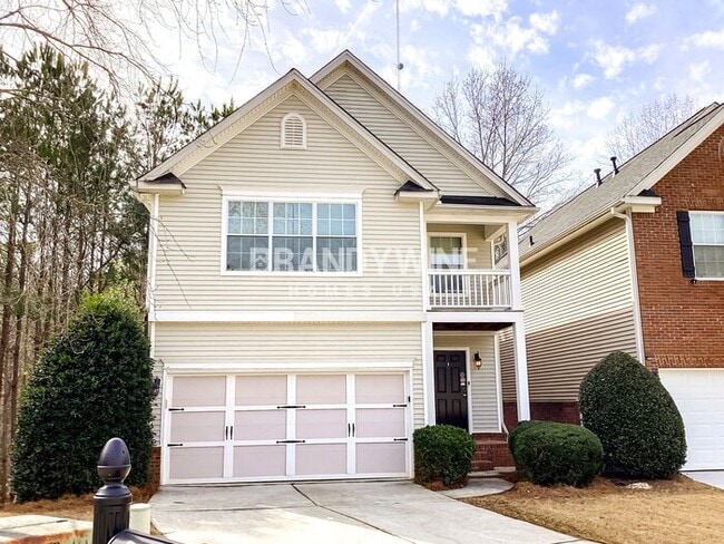 Building Photo - 687 Lakes Cir