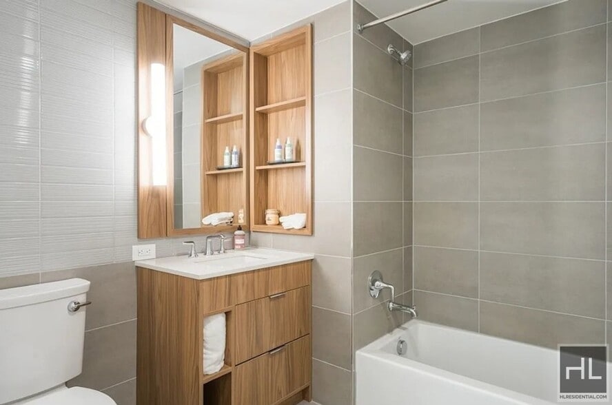 Building Photo - 975 Nostrand Ave