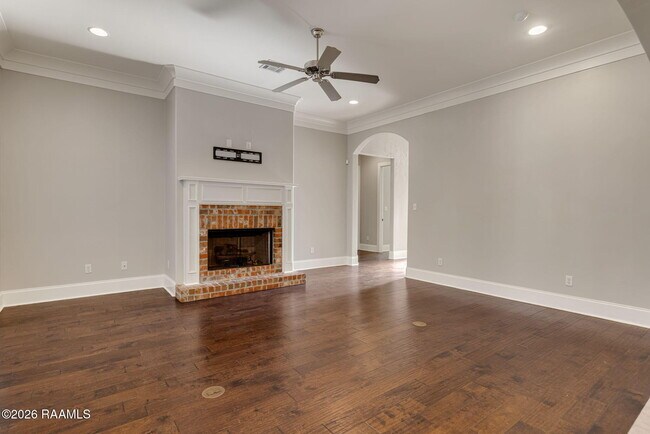 Building Photo - 113 Beauchamp Ln