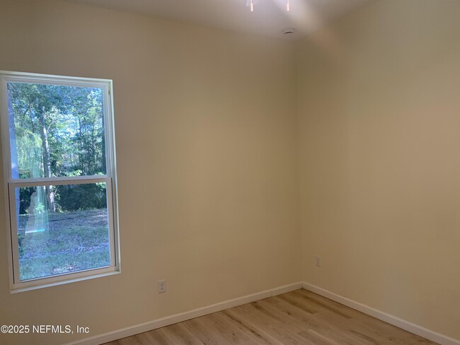 Building Photo - 5871 Collins Rd