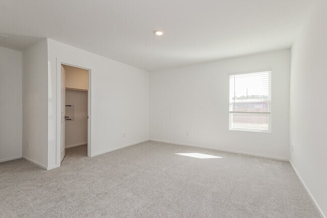 Building Photo - 12113 Kellsway Ct