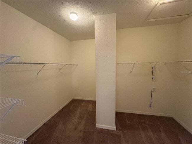 Building Photo - 1593 Fox Grape Loop