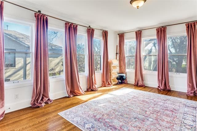 Building Photo - 2809 Park Hill Dr