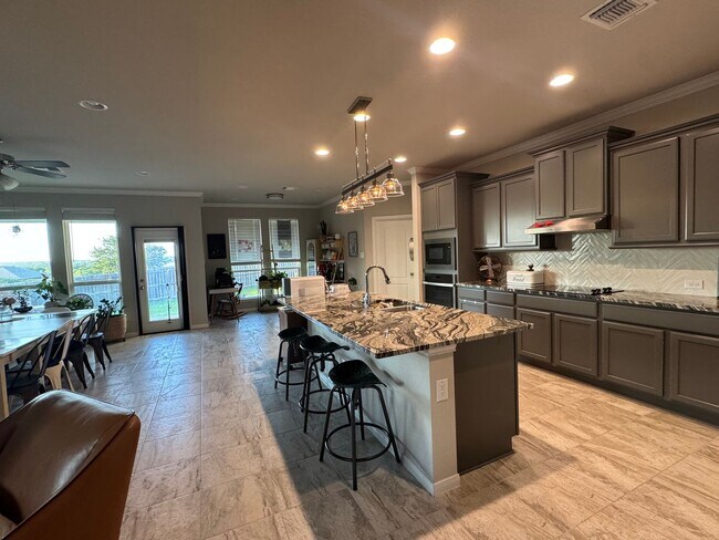 Building Photo - 4-bedroom 2-bathroom home in Nolanville!