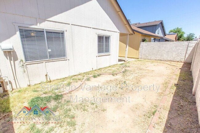 Building Photo - 1915 S 39th St